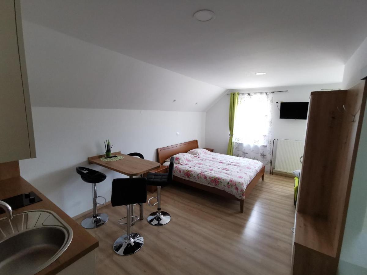 Apartments Bernard เบลด ภายนอก รูปภาพ