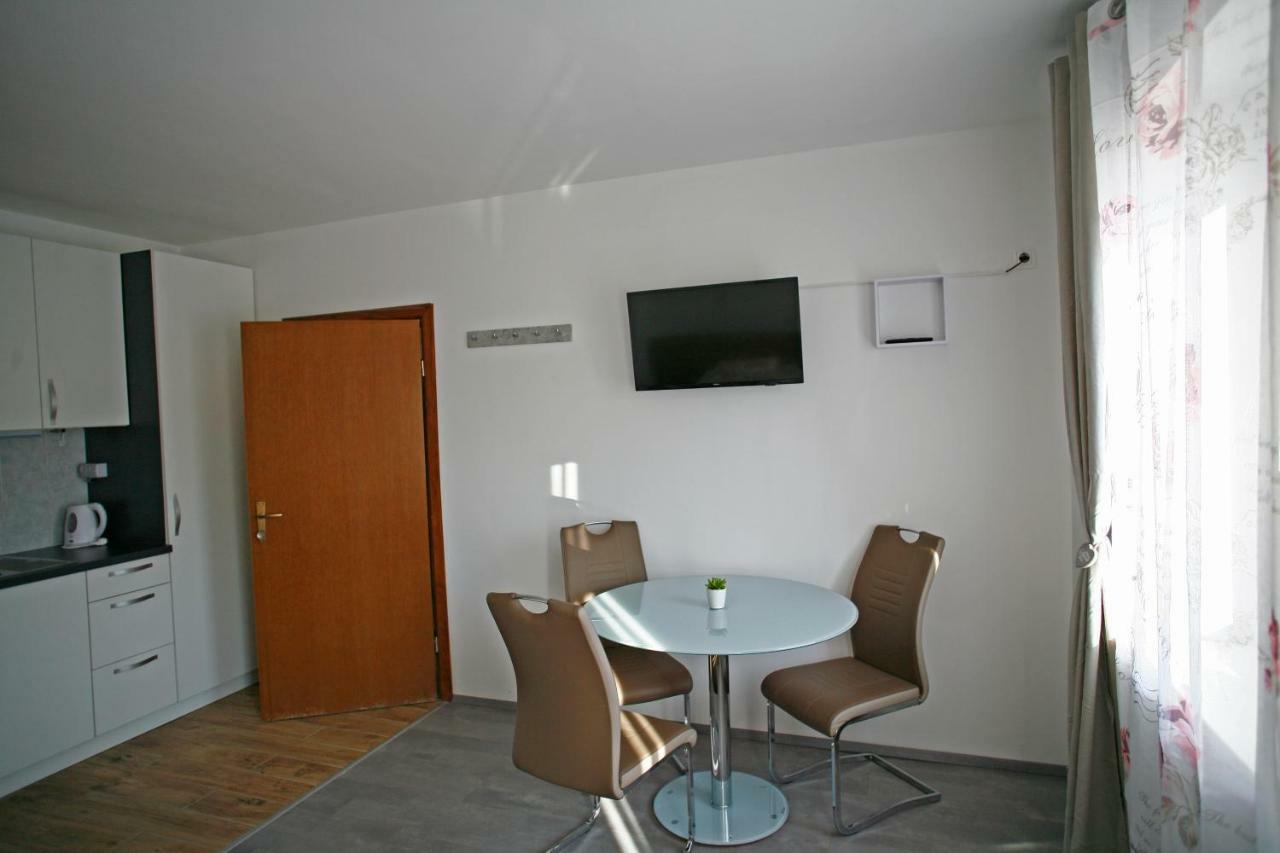 Apartments Bernard เบลด ภายนอก รูปภาพ